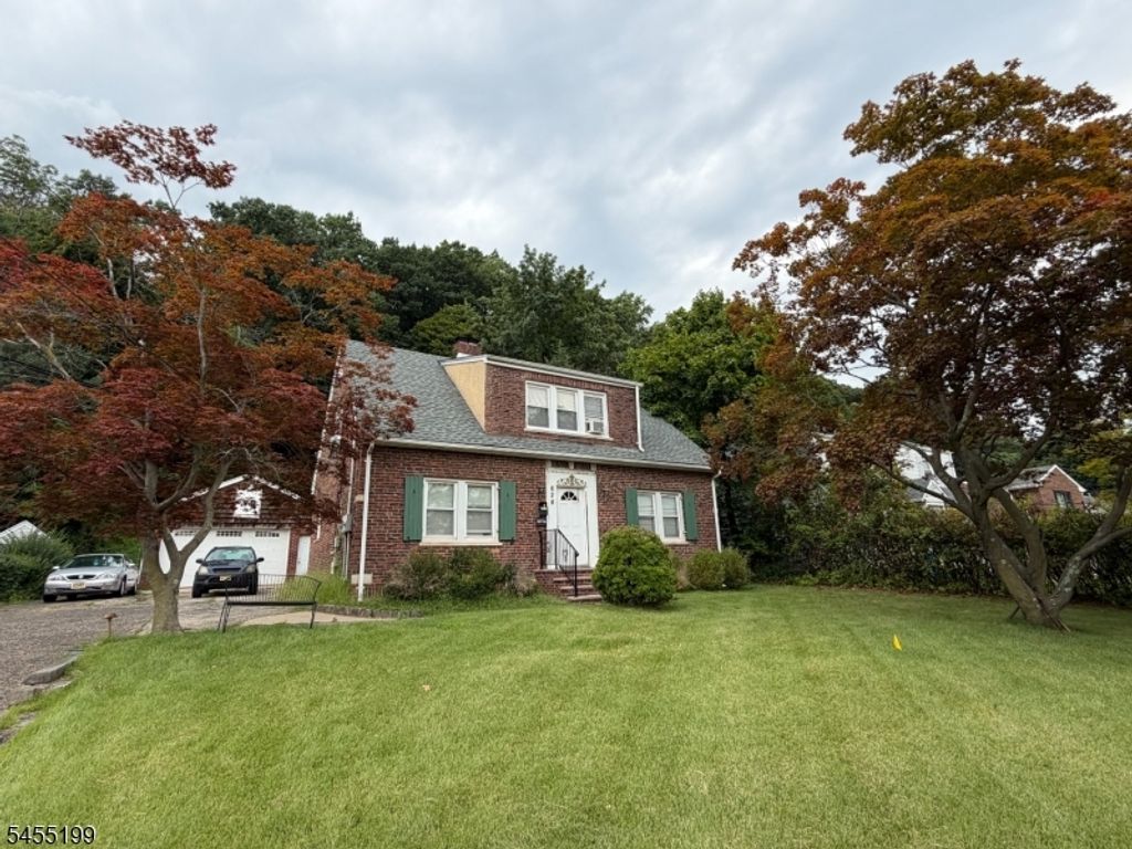 628 Valley Rd, Clifton City, NJ 07013 — exterior