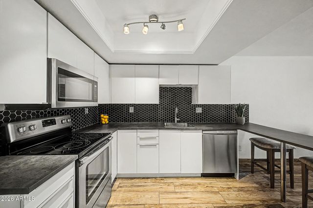 1351 N PLEASANT Drive 1035, Chandler, AZ 85225