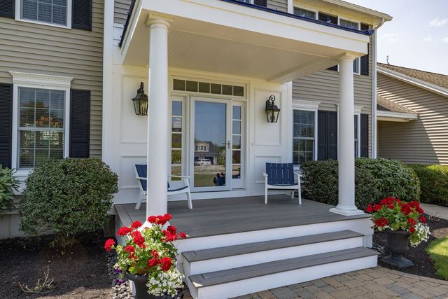12 Perrys Way, Berwick, ME 03901