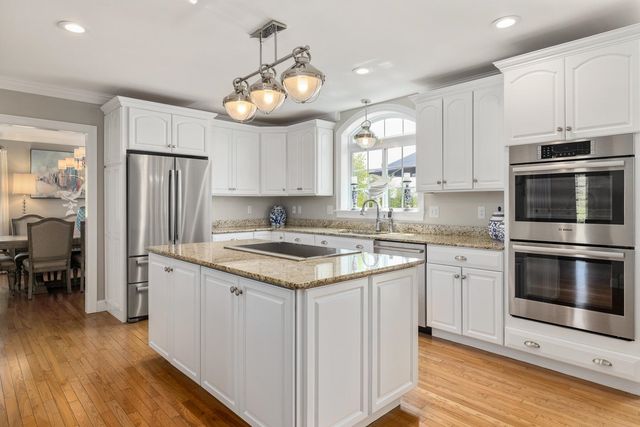 12 Perrys Way, Berwick, ME 03901