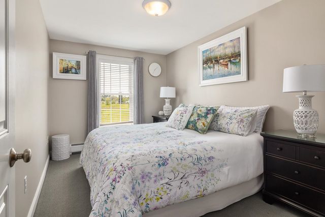 12 Perrys Way, Berwick, ME 03901