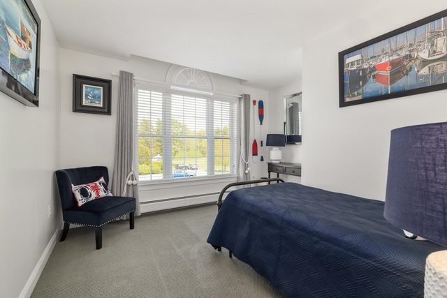12 Perrys Way, Berwick, ME 03901