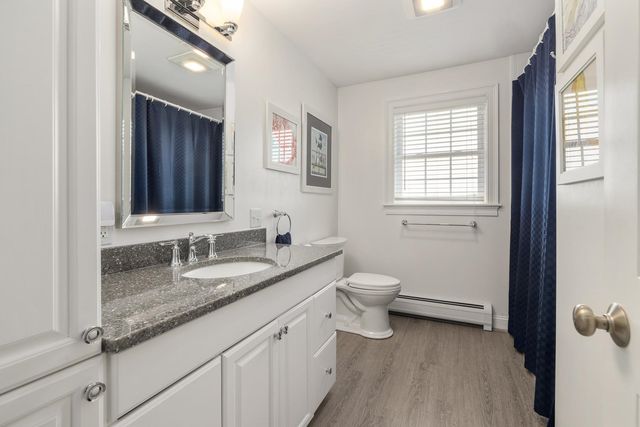 12 Perrys Way, Berwick, ME 03901