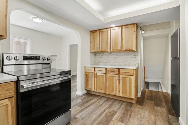 320 Trimble Avenue, Kalamazoo, MI 49048