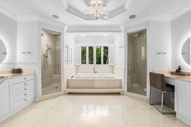 5002 SW 86th St, Miami, FL 33143