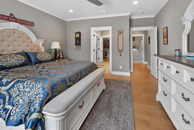 511 Westbriar Circle, Newburgh, IN 47630