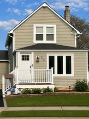 315 Grant Avenue, Islip, NY 11751
