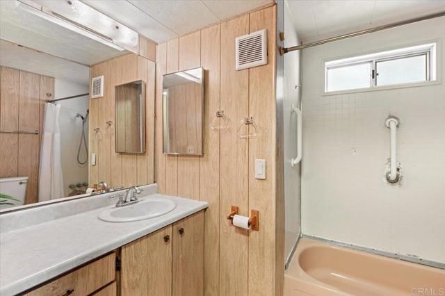 211 N Citrus Avenue 214, Escondido, CA 92027