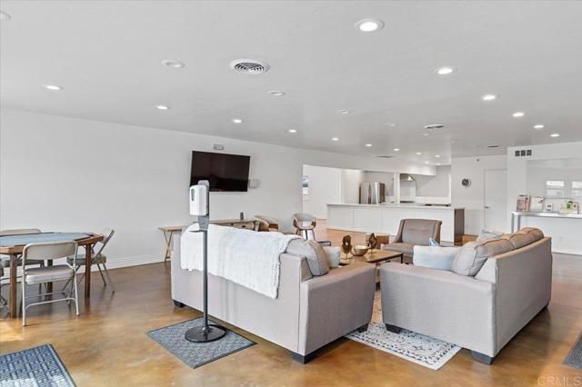 211 N Citrus Avenue 214, Escondido, CA 92027