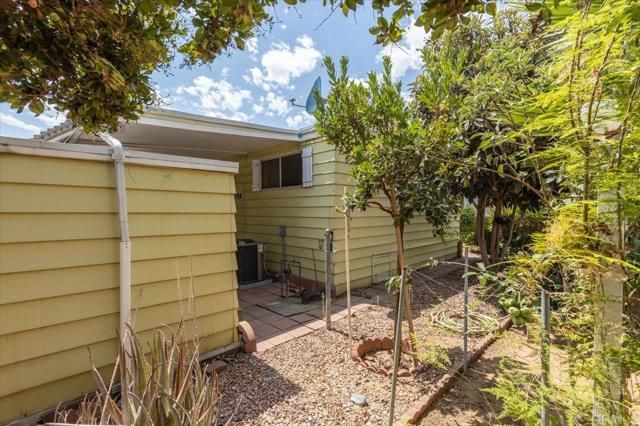 211 N Citrus Avenue 214, Escondido, CA 92027