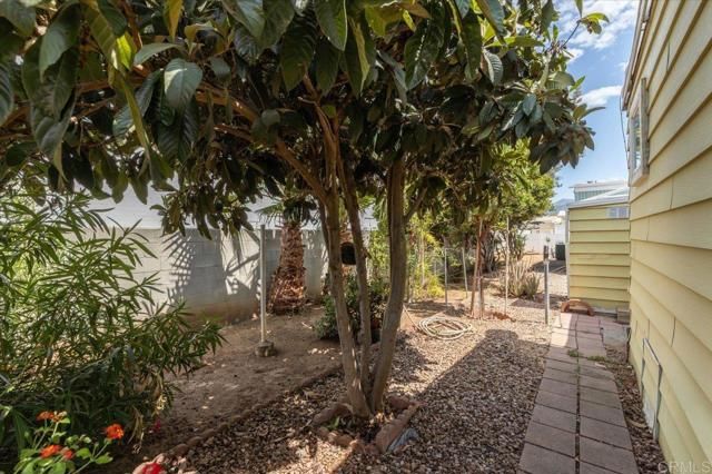 211 N Citrus Avenue 214, Escondido, CA 92027