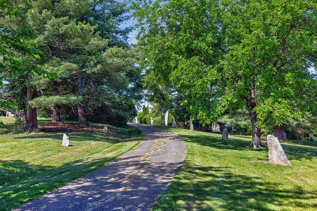 4351 Lexington Road, Harrodsburg, KY 40330
