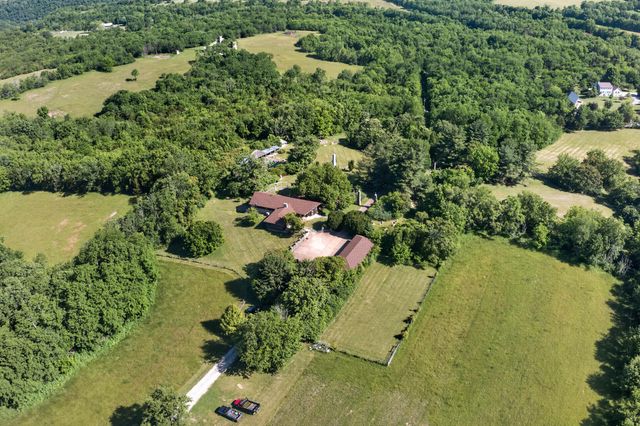 4351 Lexington Road, Harrodsburg, KY 40330