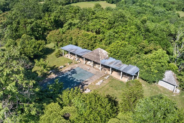 4351 Lexington Road, Harrodsburg, KY 40330