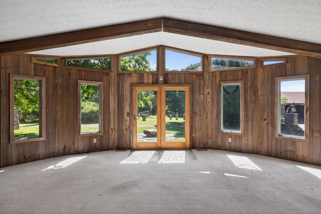 4351 Lexington Road, Harrodsburg, KY 40330