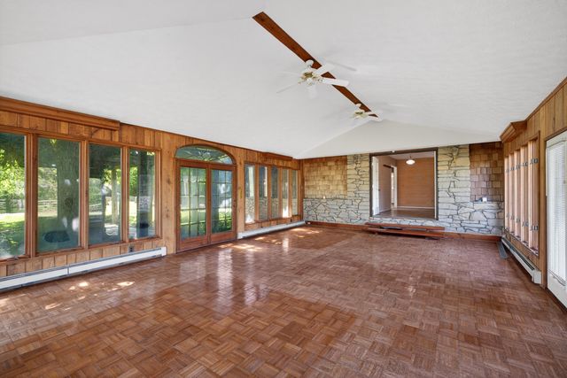 4351 Lexington Road, Harrodsburg, KY 40330