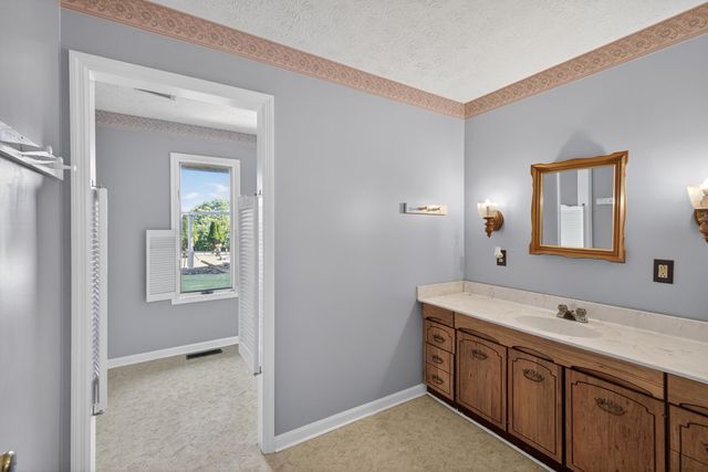 4351 Lexington Road, Harrodsburg, KY 40330