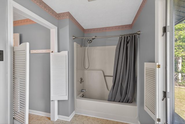 4351 Lexington Road, Harrodsburg, KY 40330