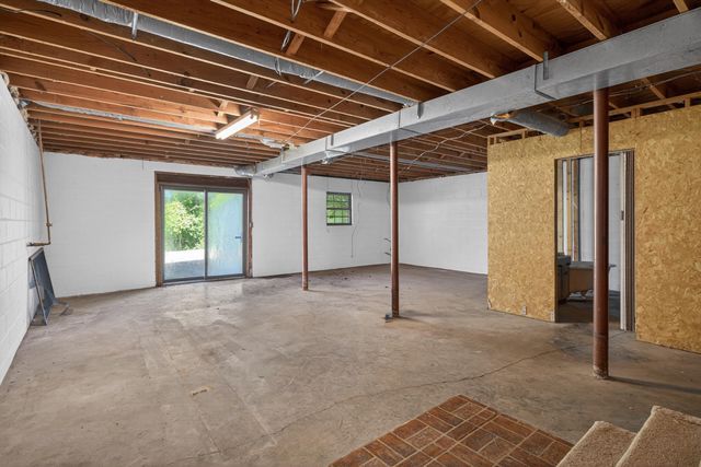 4351 Lexington Road, Harrodsburg, KY 40330