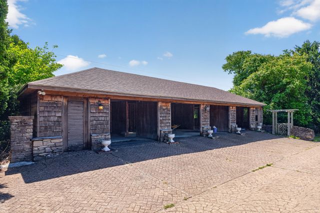 4351 Lexington Road, Harrodsburg, KY 40330