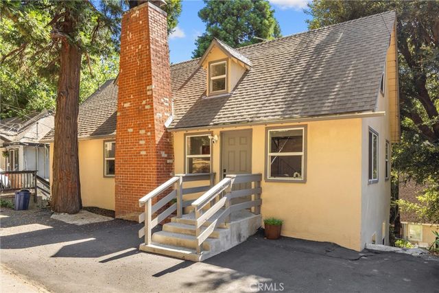 797 W Village, Crestline, CA 92325