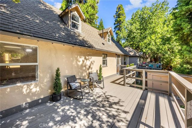 797 W Village, Crestline, CA 92325