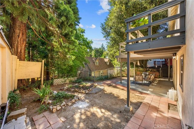 797 W Village, Crestline, CA 92325