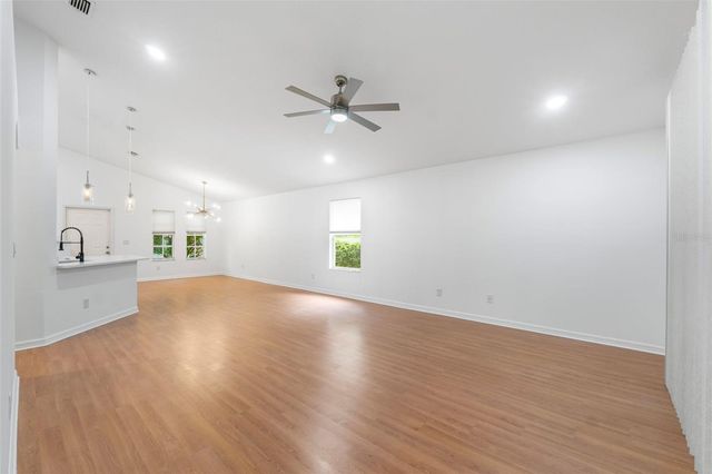 287 MARSH LANDING CIRCLE, Debary, FL 32713