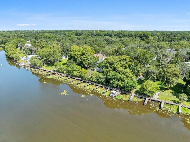 287 MARSH LANDING CIRCLE, Debary, FL 32713