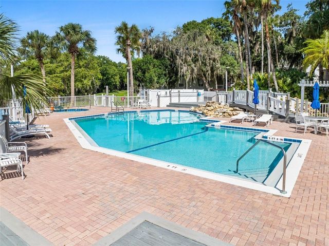 287 MARSH LANDING CIRCLE, Debary, FL 32713