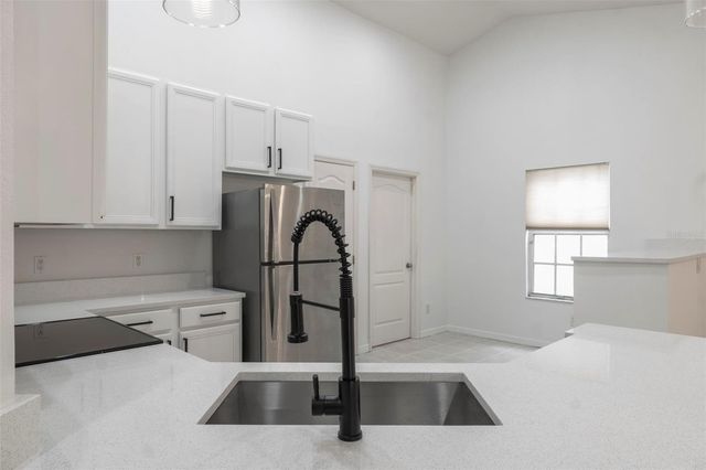 287 MARSH LANDING CIRCLE, Debary, FL 32713