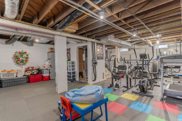 998 S State Road 61, Winslow, IN 47598