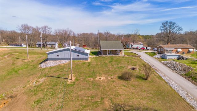 998 S State Road 61, Winslow, IN 47598