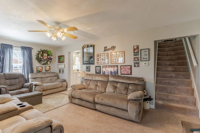 998 S State Road 61, Winslow, IN 47598