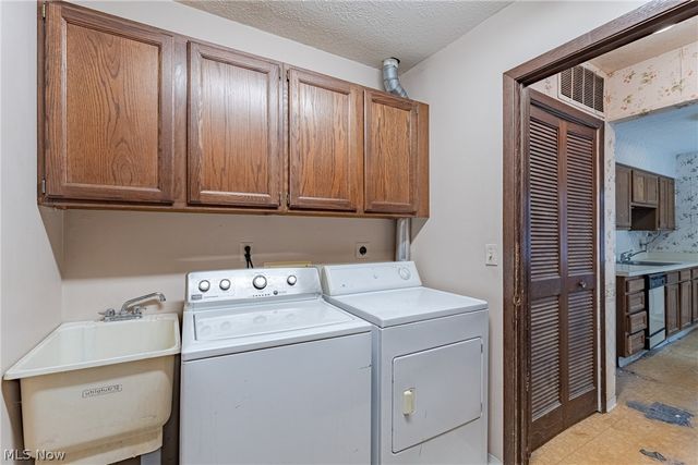 9668 Abbeyshire Way, Mentor, OH 44060