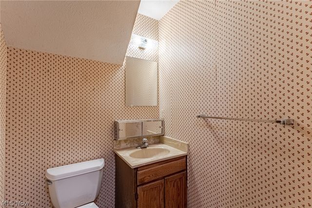9668 Abbeyshire Way, Mentor, OH 44060