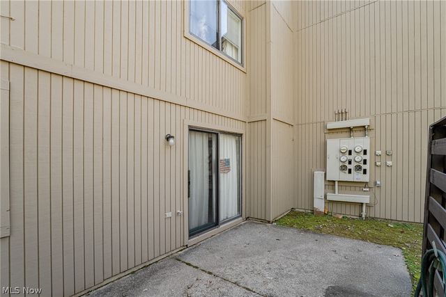 9668 Abbeyshire Way, Mentor, OH 44060