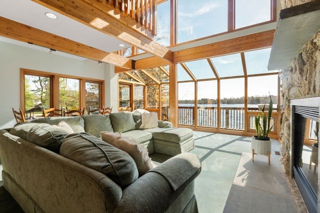 12 Stiles Ave, Spencer, MA 01562