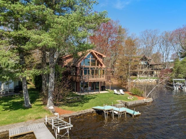 12 Stiles Ave, Spencer, MA 01562