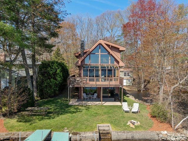 12 Stiles Ave, Spencer, MA 01562