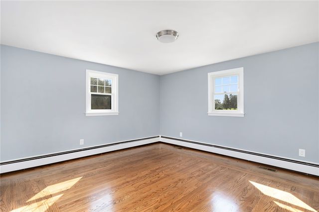 256 School Street, Lincoln, RI 02865