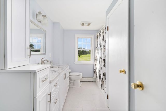 256 School Street, Lincoln, RI 02865