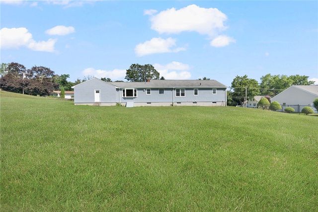 256 School Street, Lincoln, RI 02865