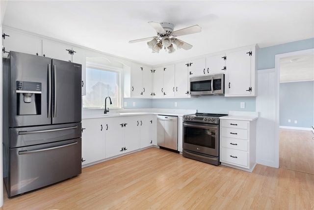 256 School Street, Lincoln, RI 02865