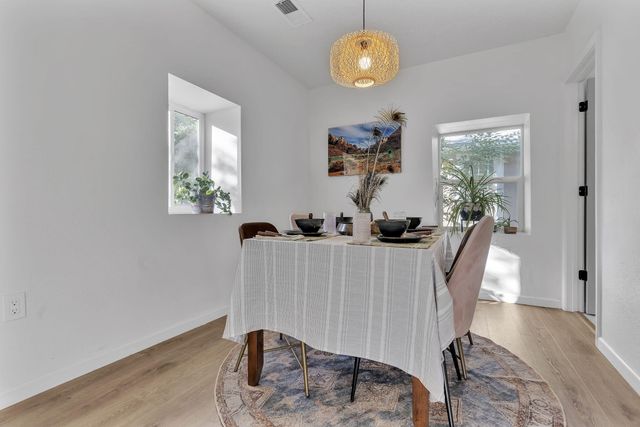 800 13th Street NW, Albuquerque, NM 87102