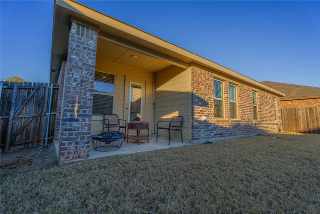 154 Cigar Court, Caddo Mills, TX 75135