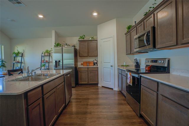 154 Cigar Court, Caddo Mills, TX 75135