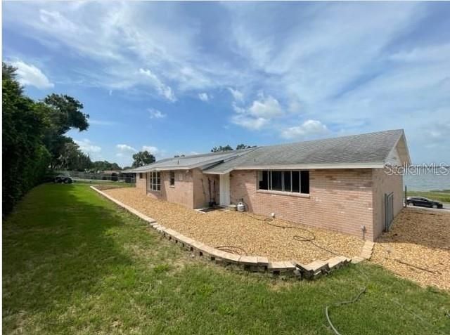 1326 LAKE ARIANA BOULEVARD, Auburndale, FL 33823
