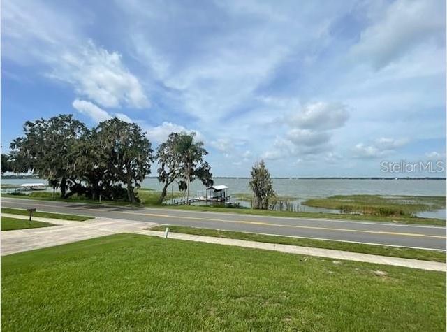 1326 LAKE ARIANA BOULEVARD, Auburndale, FL 33823