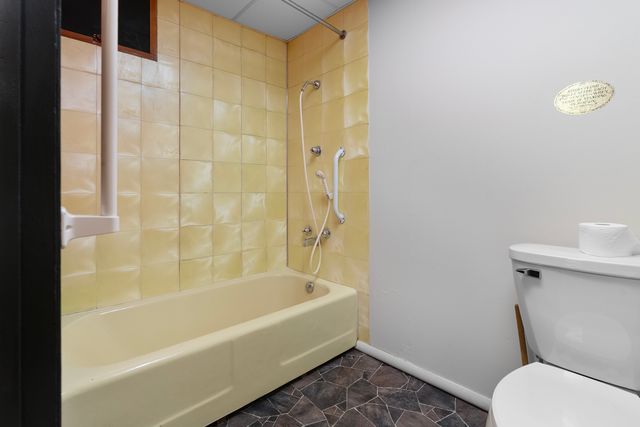 706 N 4th Street, Ashton, IL 61006